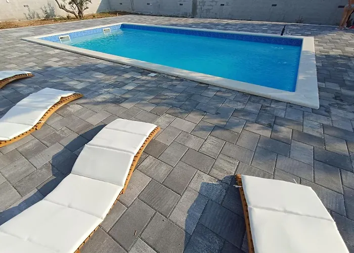 Vacation House Toket - 6+2 Person