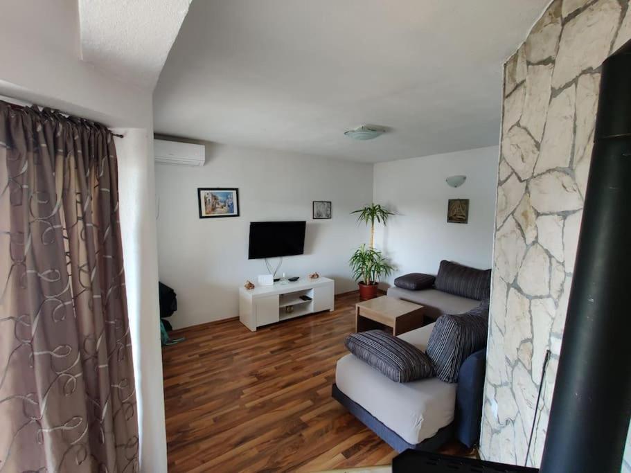 Toket - 6+2 Person Holiday home *