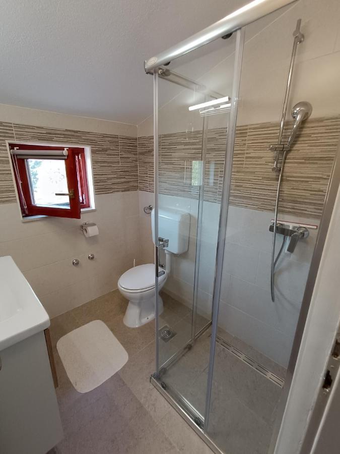 Holiday home Toket - 6+2 Person Drage