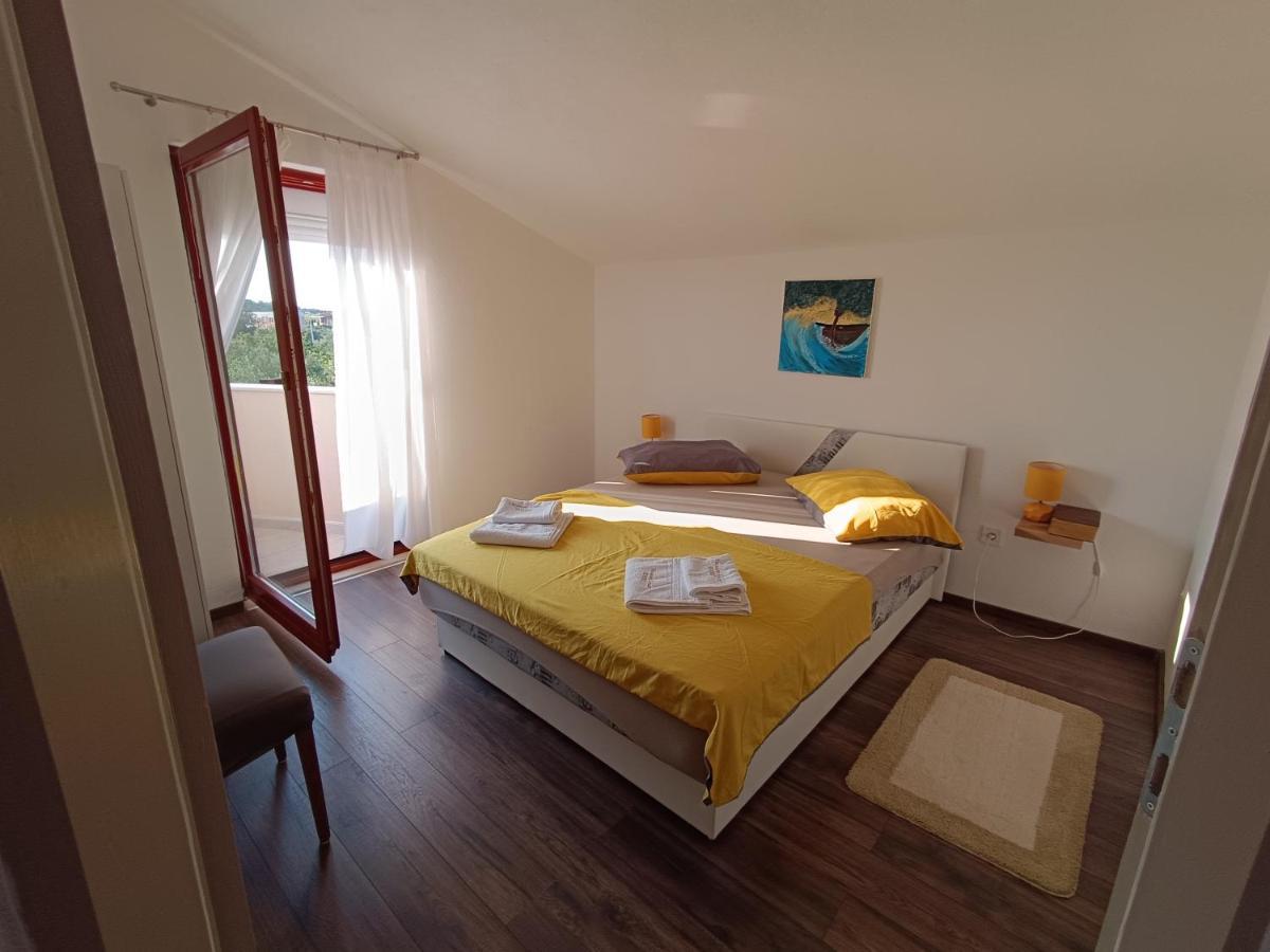 Toket - 6+2 Person Holiday home Drage