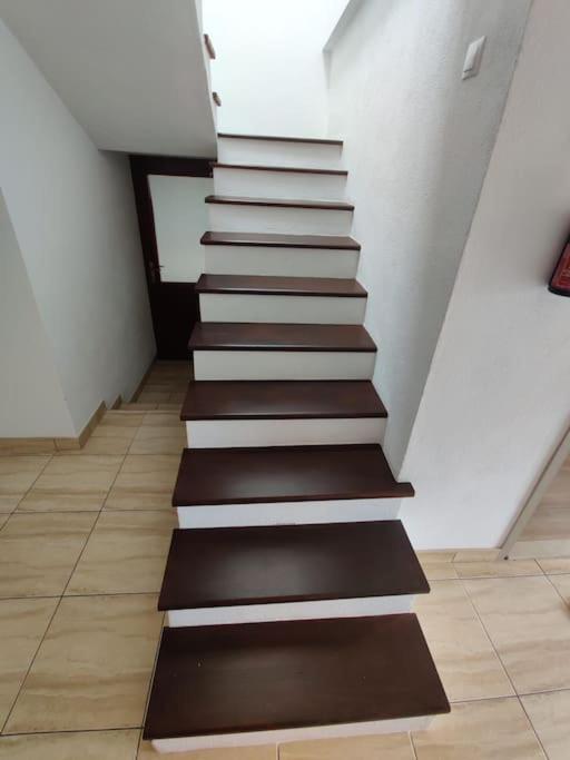 Toket - 6+2 Person Ferienhaus Drage